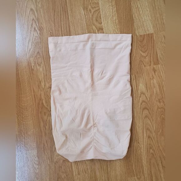 SPANX - Higher Power Pantie Briefs - [Soft Nude] - Picture 12 of 15